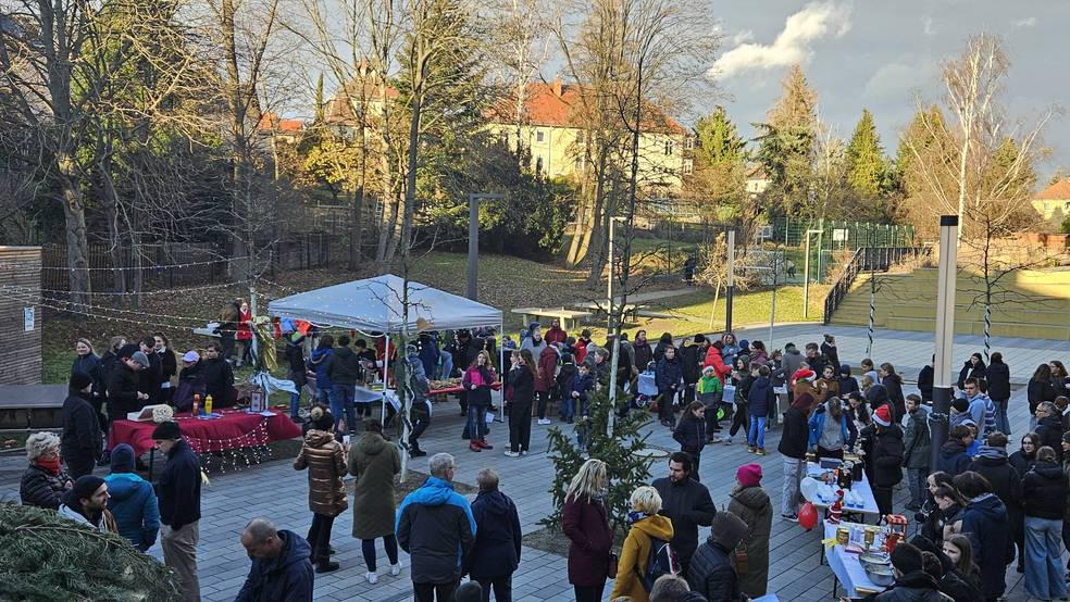Erster Weihnachtsmarkt SRH Oberschule Dresden